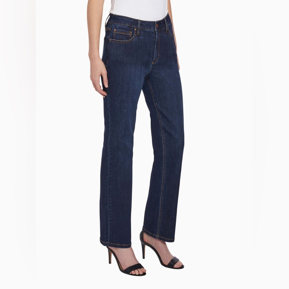 Jones New York Signature Lexington Indigo Wash Straight Leg Jeans